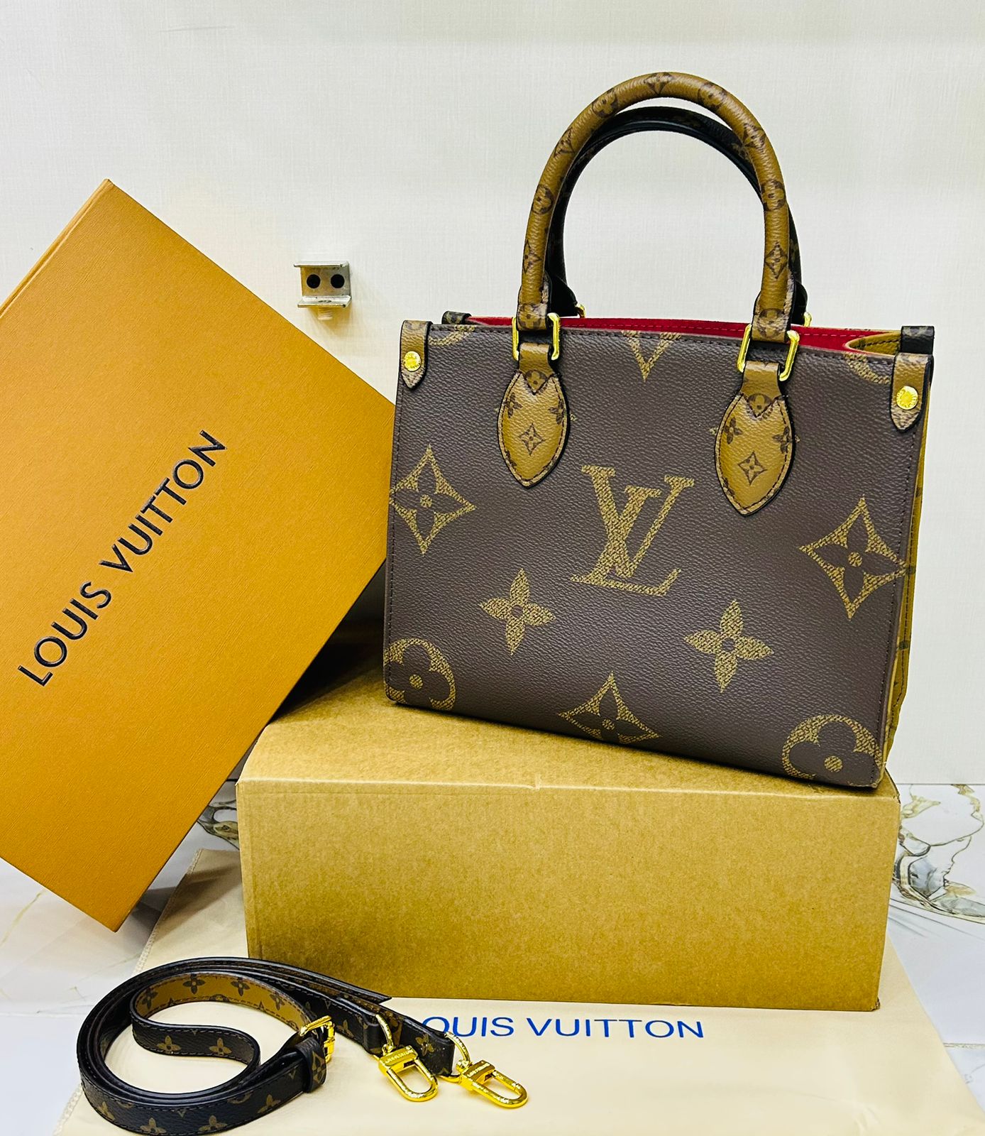 Elegant Handbag
