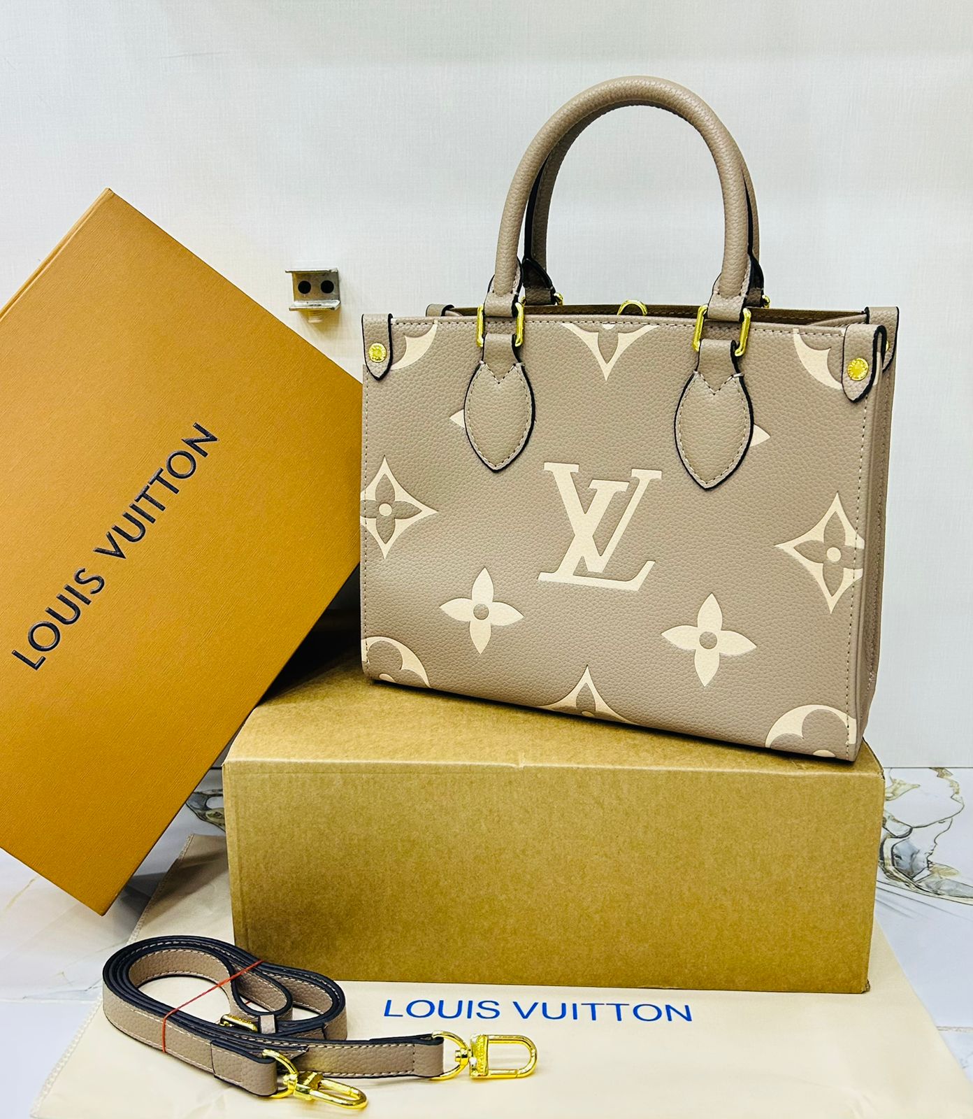 Elegant Handbag