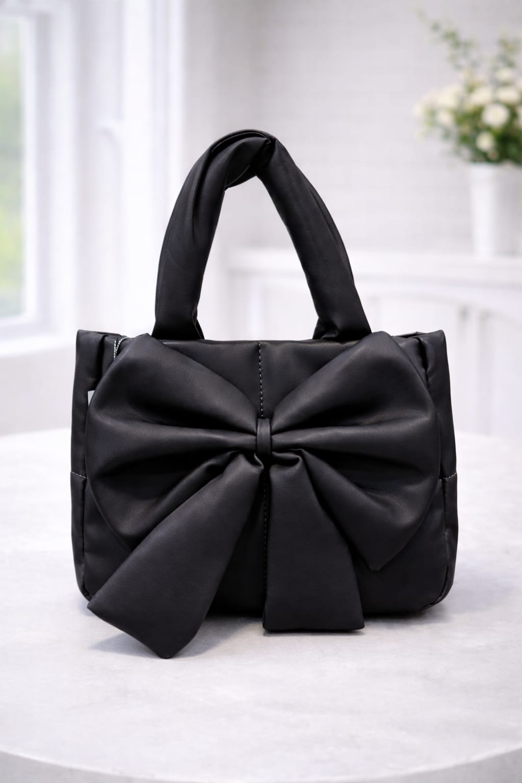 Elegant Bow Handbag
