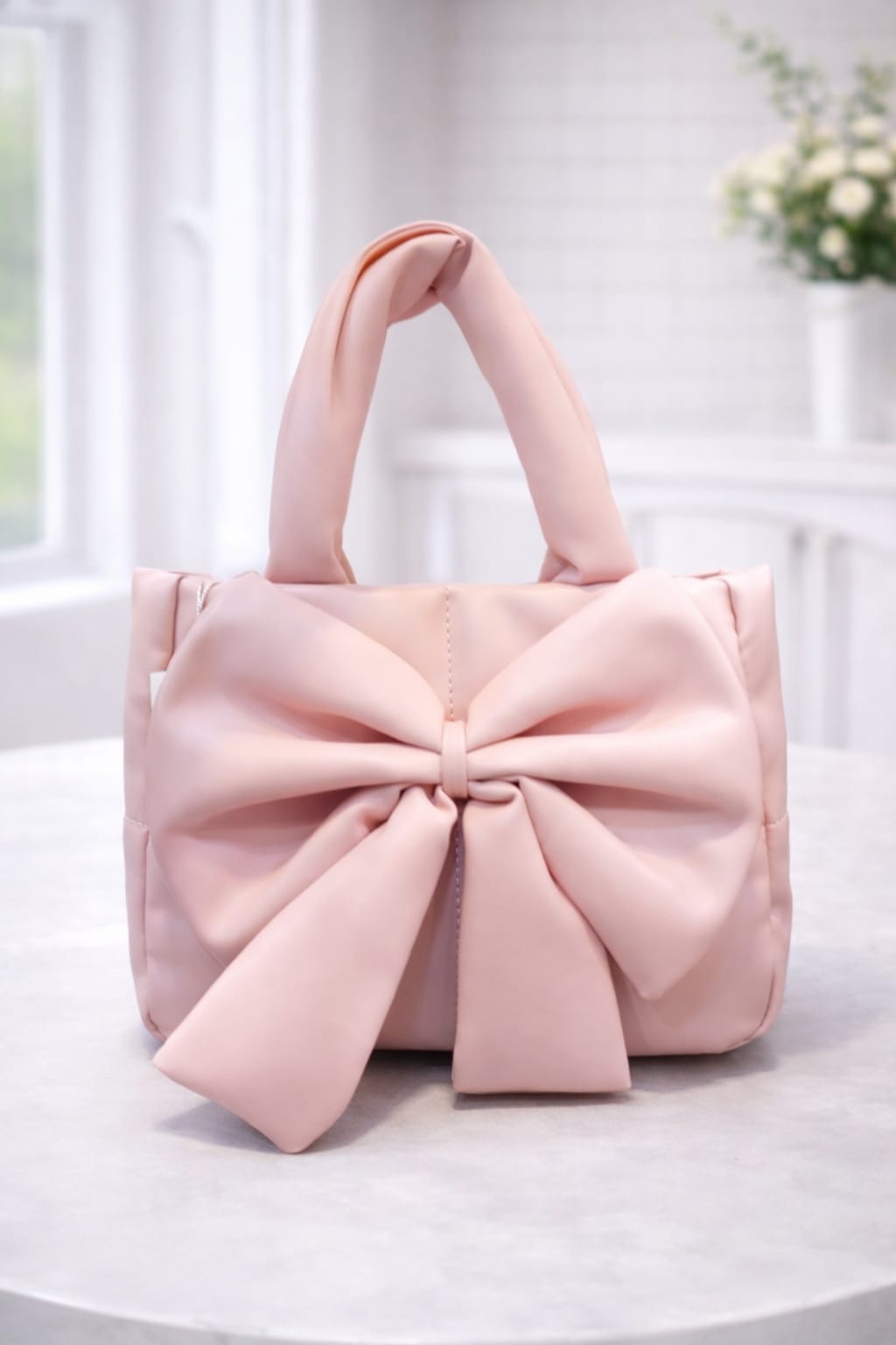 Elegant Bow Handbag