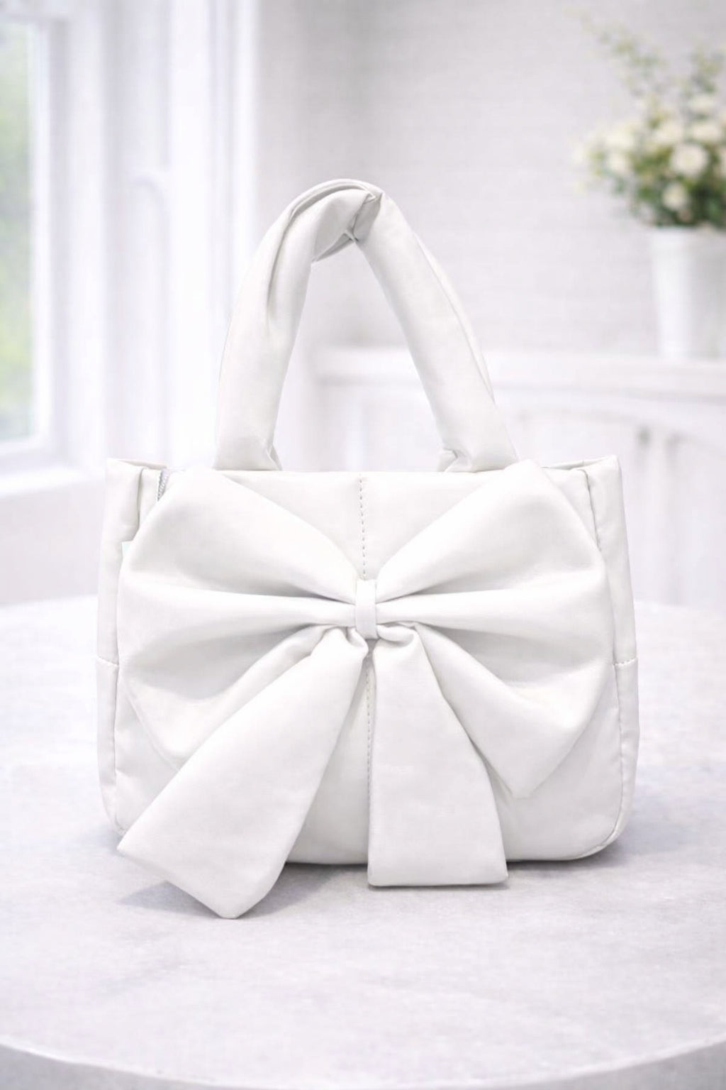 Elegant Bow Handbag
