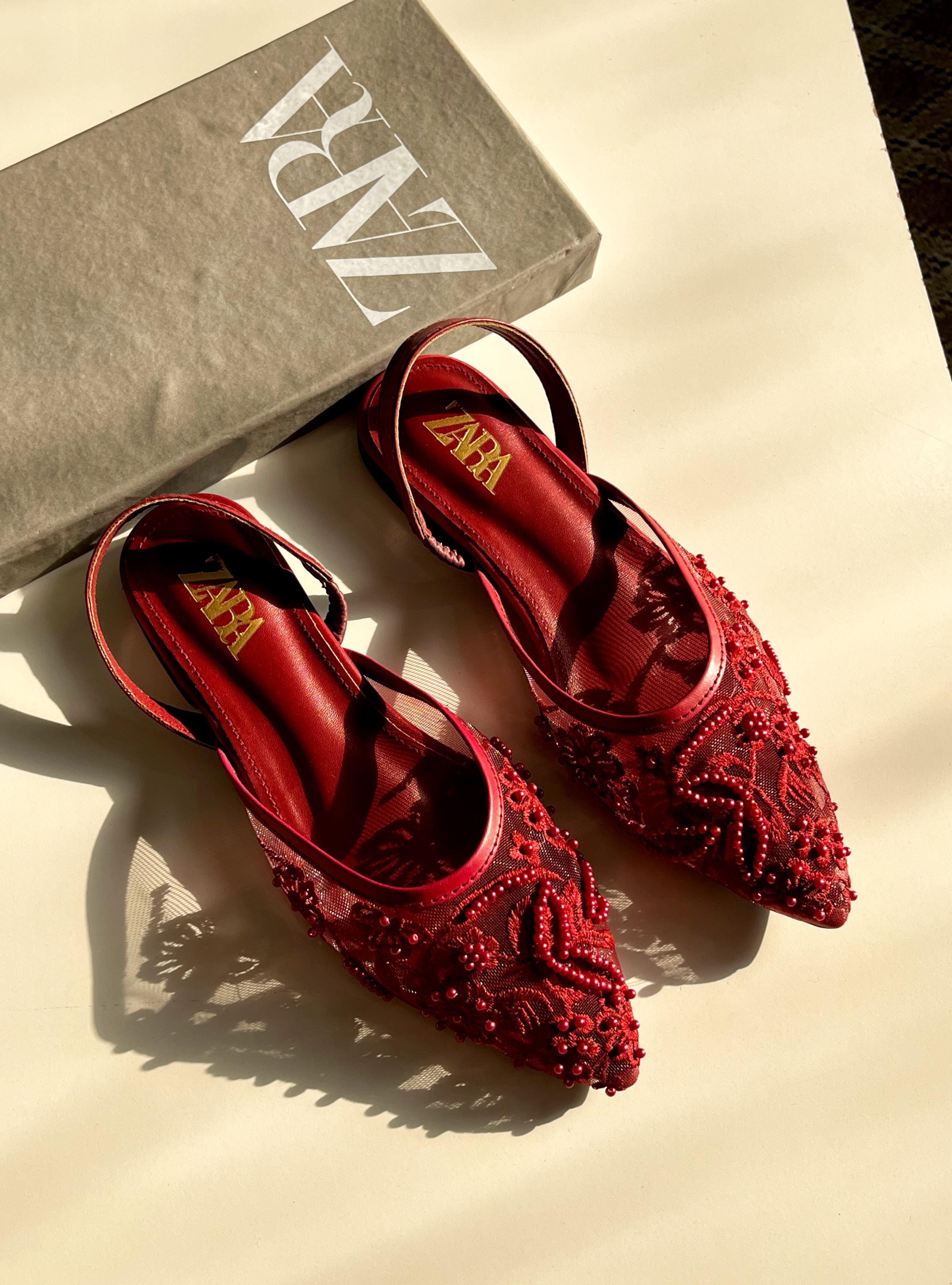 Elegant Floral Slingback
