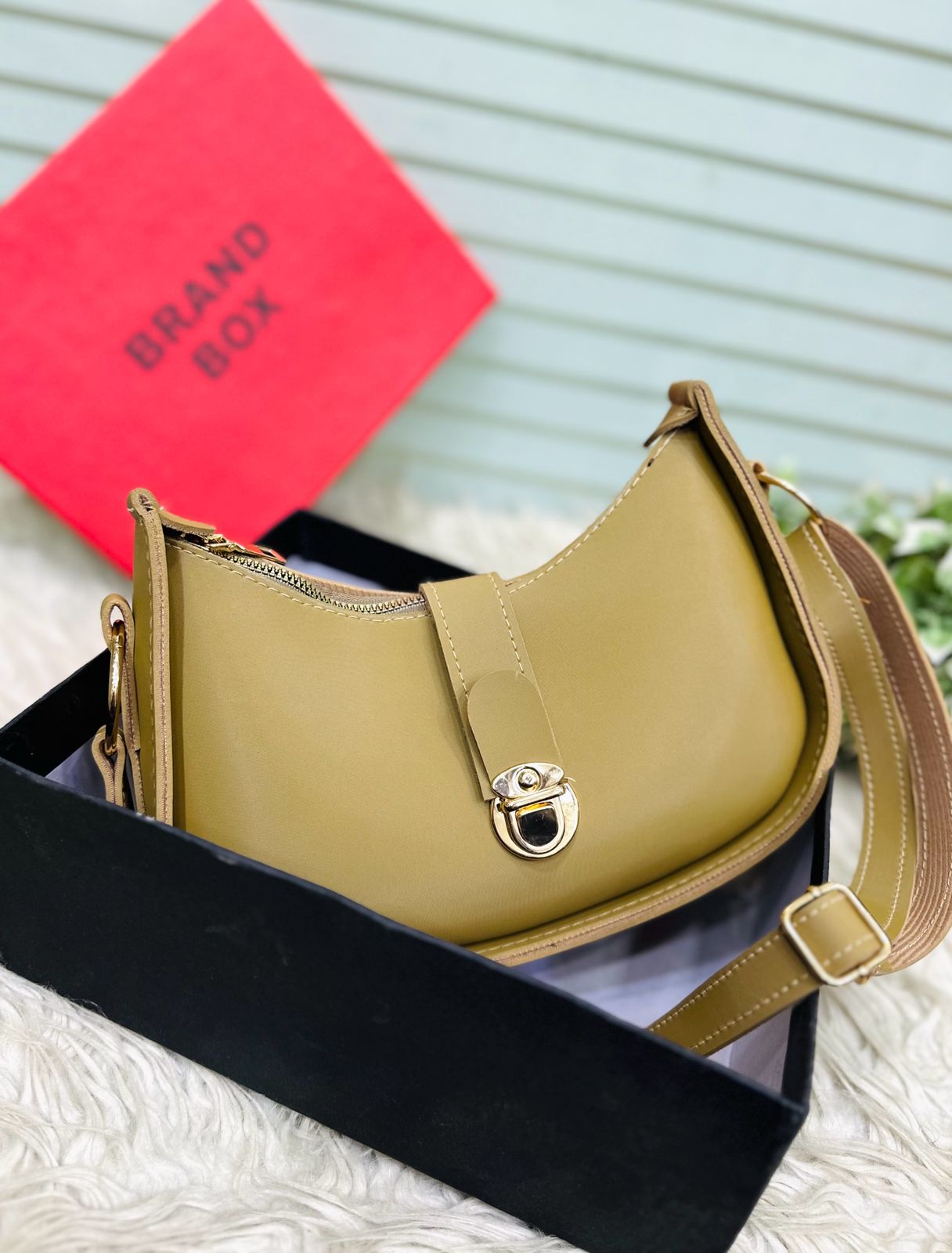 Elegant Shoulder Bag
