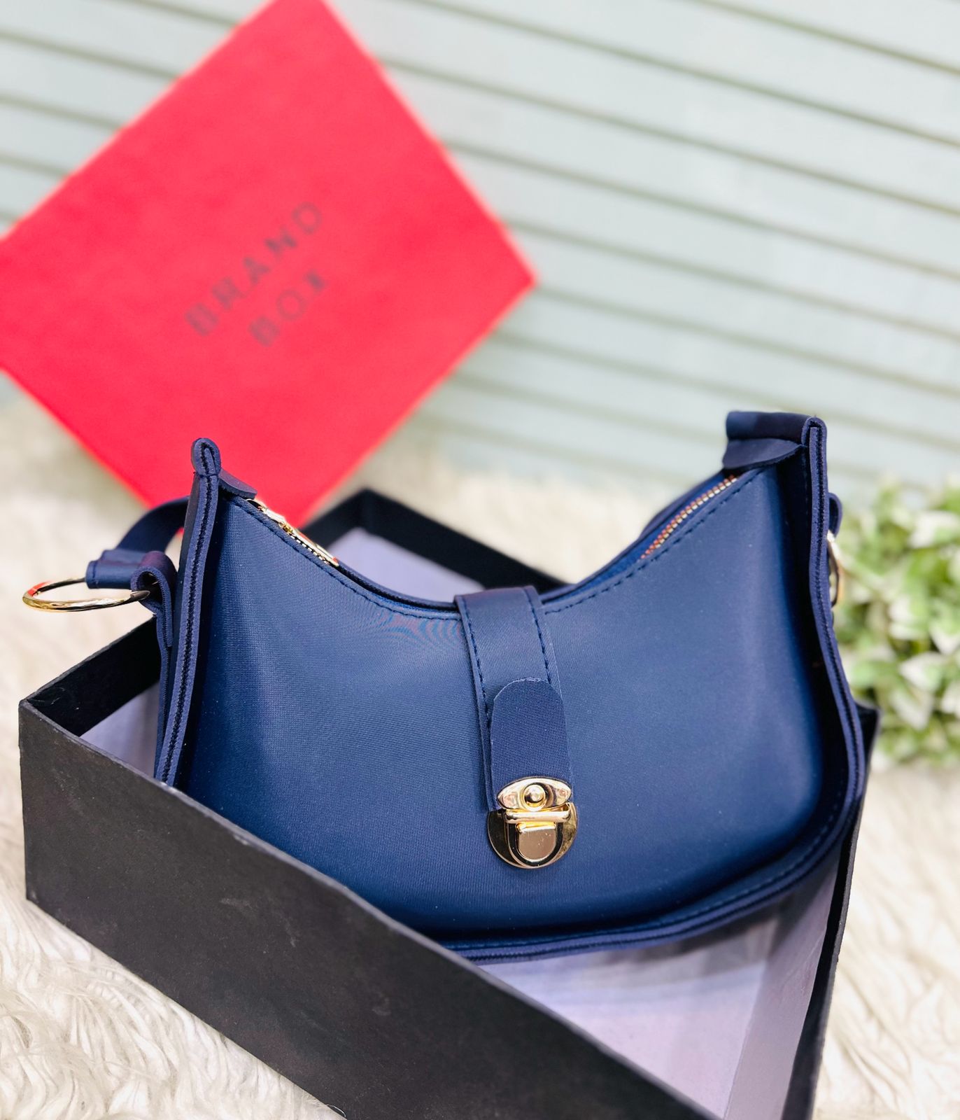 Elegant Shoulder Bag