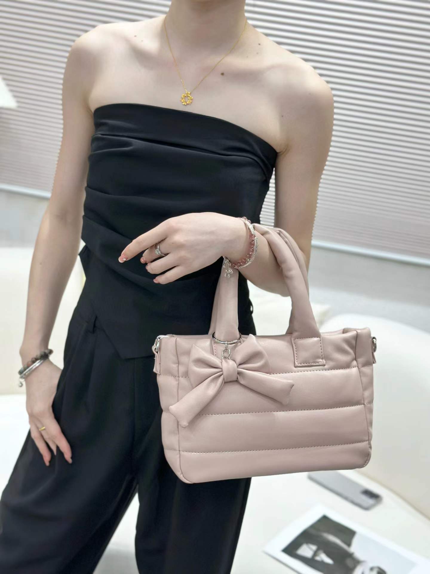 Elegant  Bow  Bag