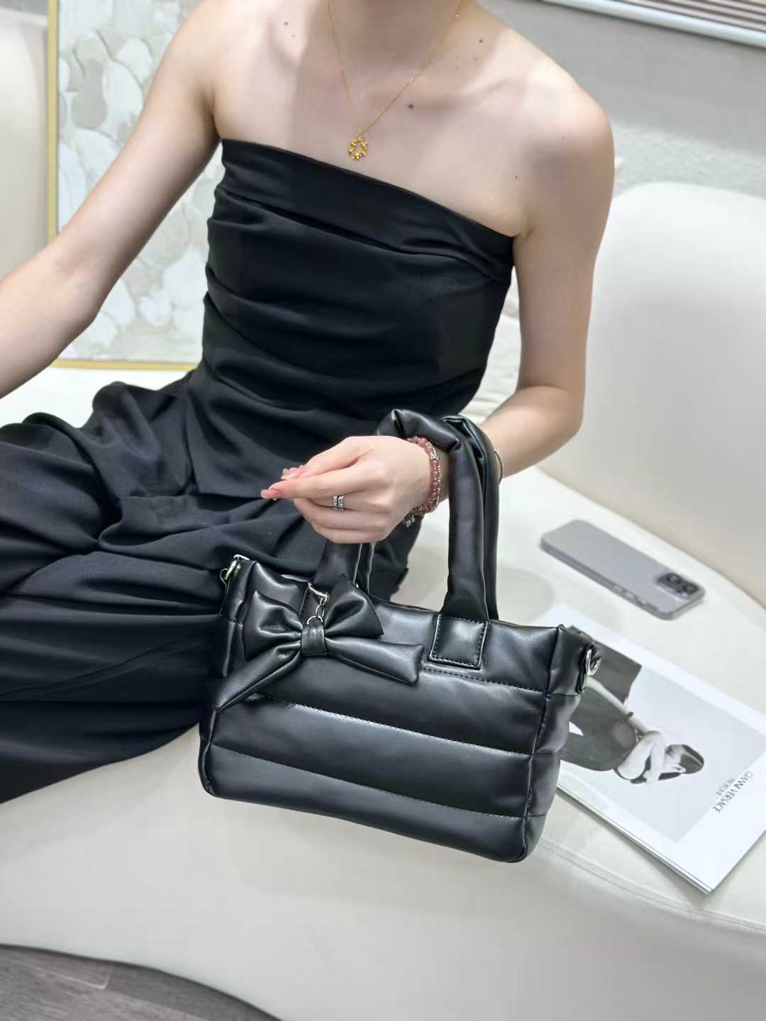 Elegant  Bow  Bag