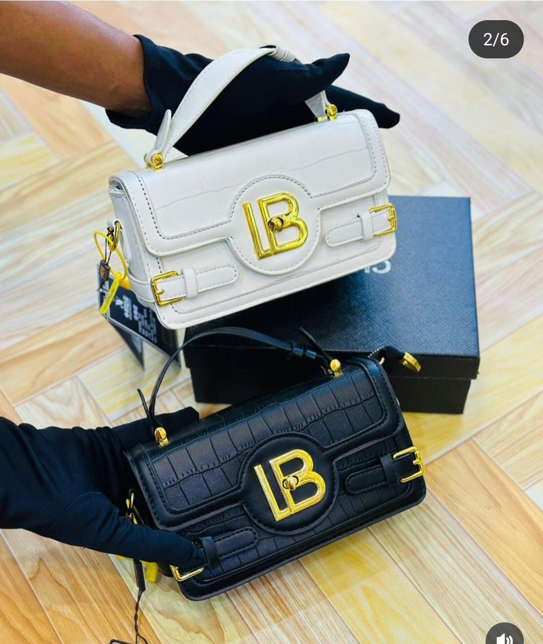 Elegant Luxury Handbag with Gold