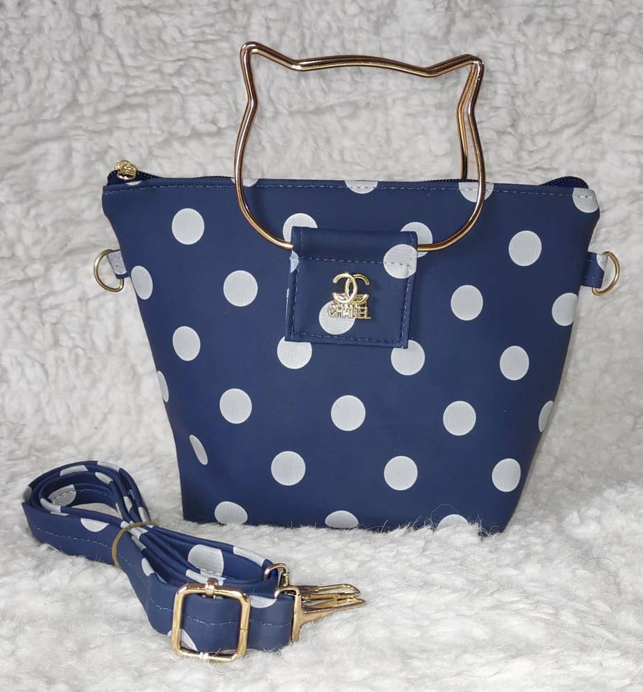 Elegant Leather Shoulder Bag